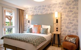 Residhome Paris-Guyancourt